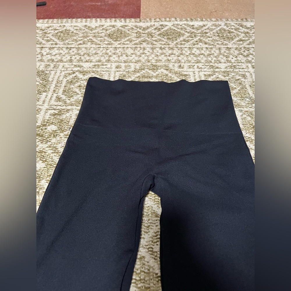 NWOT SPANX Seamless Leggings